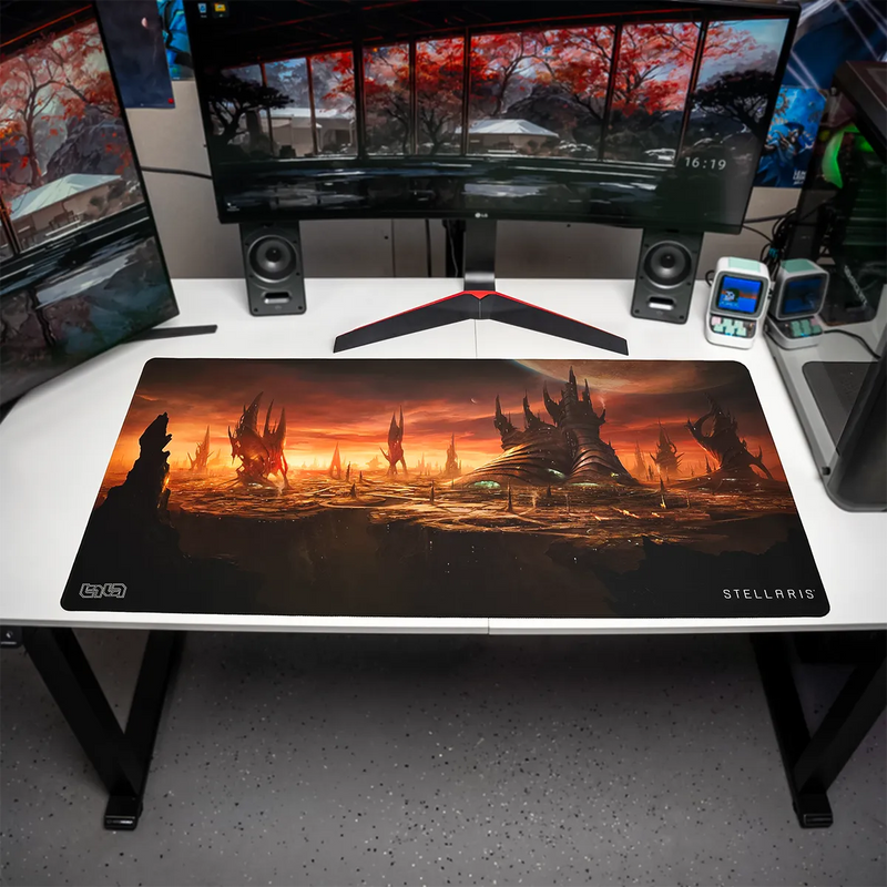 Mousepad Alien City by Kentaro Kanamoto