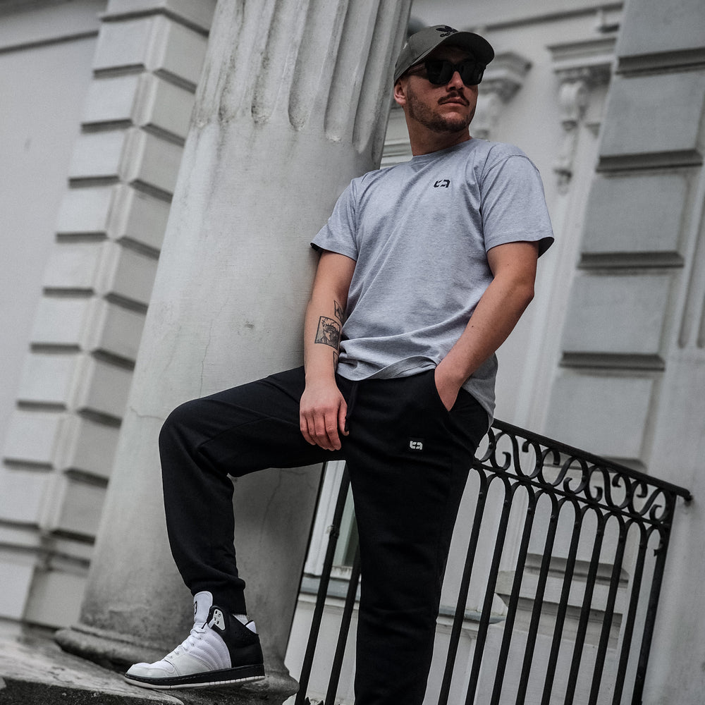 Sweatpants Simple Tilt