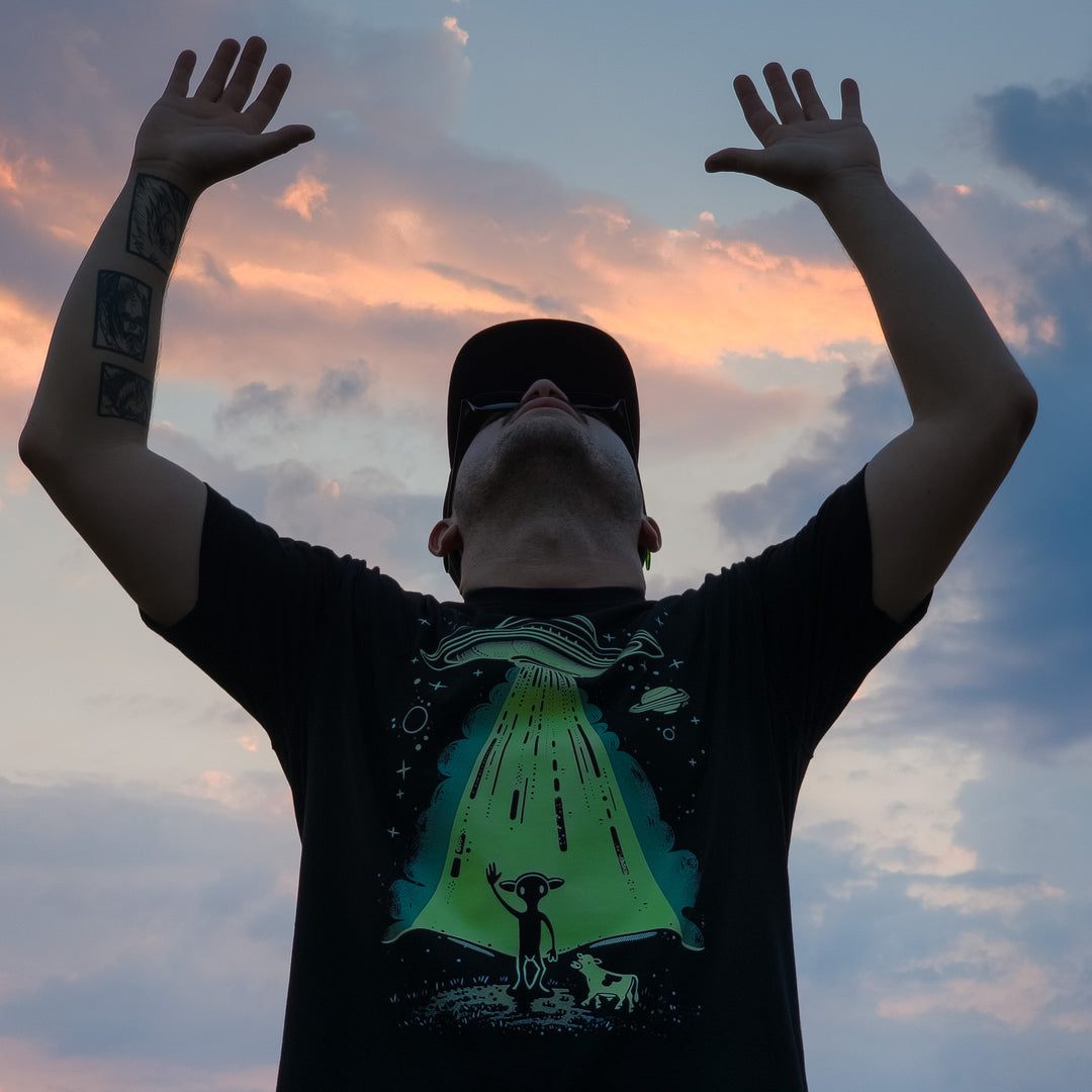 T-shirt Cosmic Cow Abductors